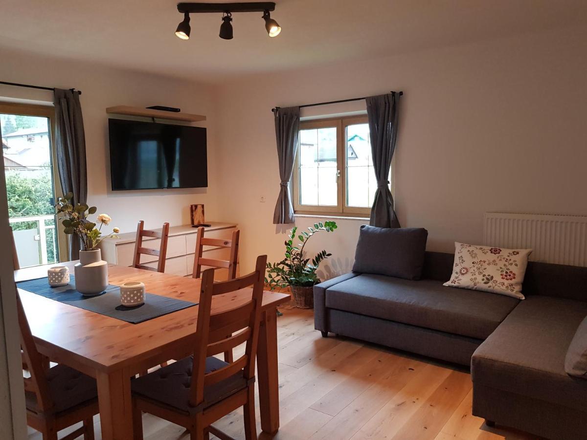 Appartment Luki Haus im Ennstal Eksteriør billede