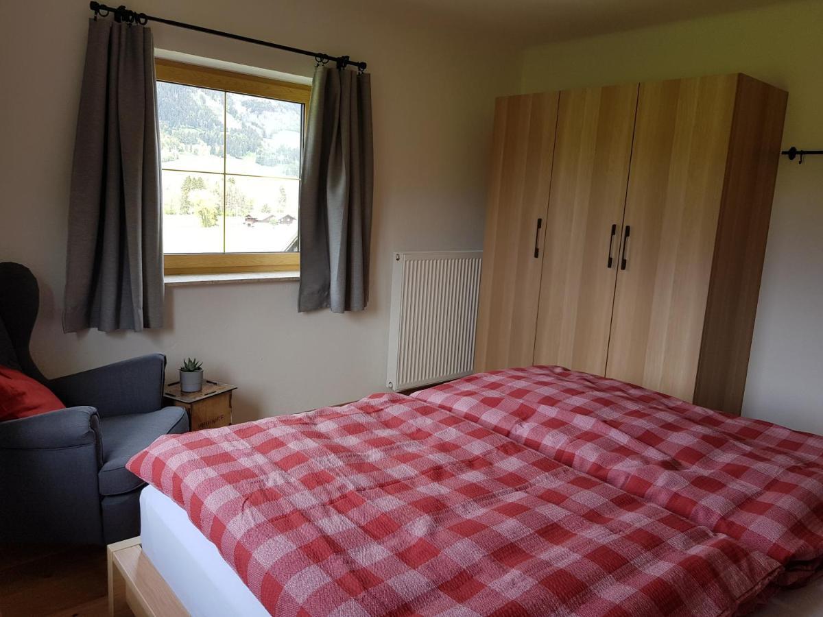 Appartment Luki Haus im Ennstal Eksteriør billede